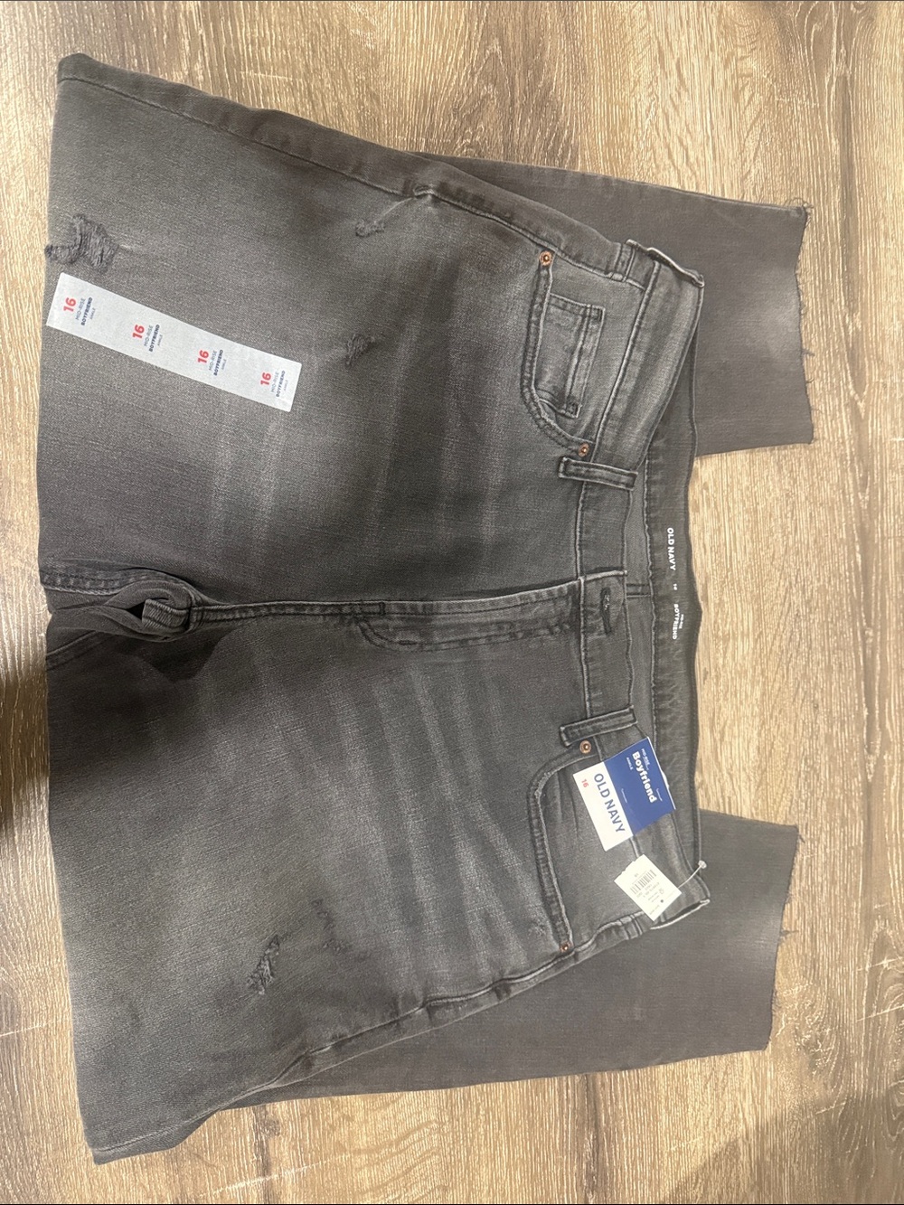Old Navy Women’s Charcoal Skinny Jeans